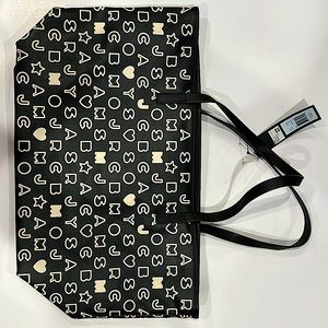 Marc Jacobs
Black Pvc Tote